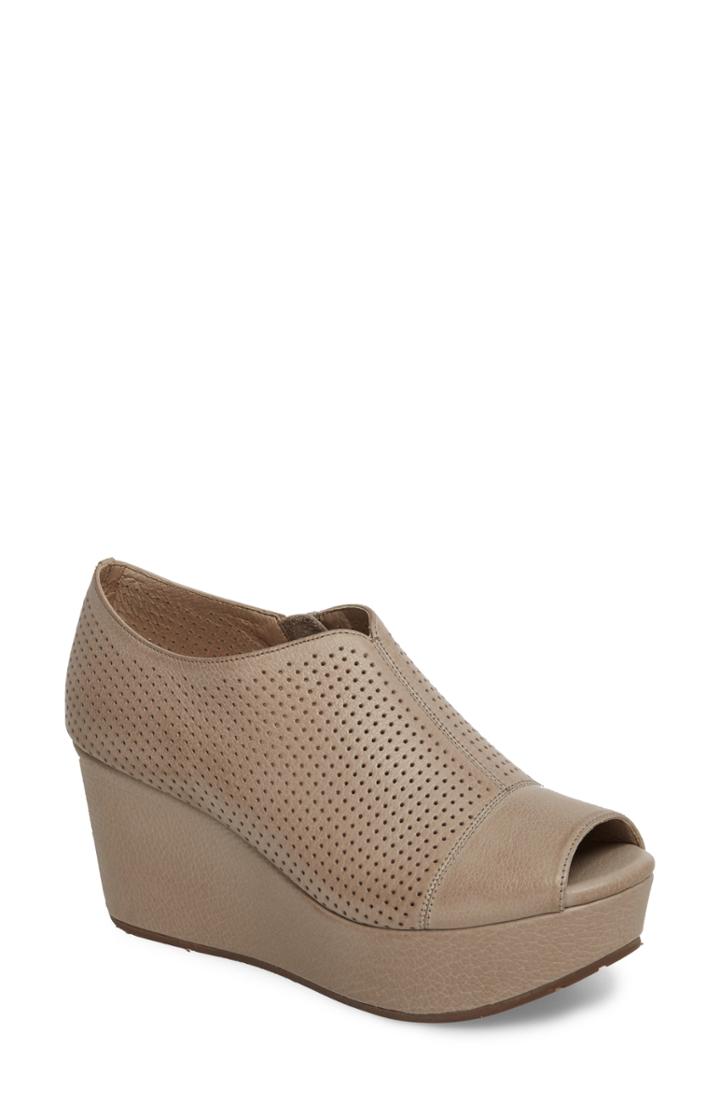 Women's Chocolat Blu Wheeler Wedge Sandal .5 M - Grey
