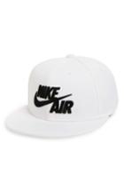 Men's Nike Air True Snapback Baseball Cap - White