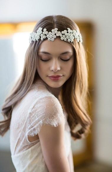 Brides & Hairpins Fiora Crystal Halo & Sash, Size - Grey