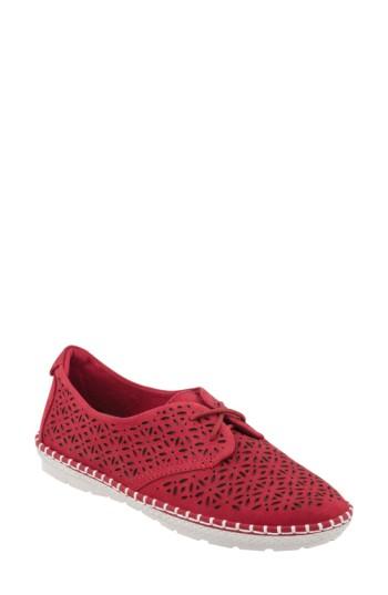 Women's Earth Pax Sneaker .5 M - Red
