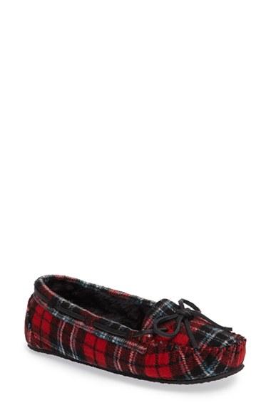 Women's Minnetonka Cally Plaid Faux Fur Lined Slipper M - Red