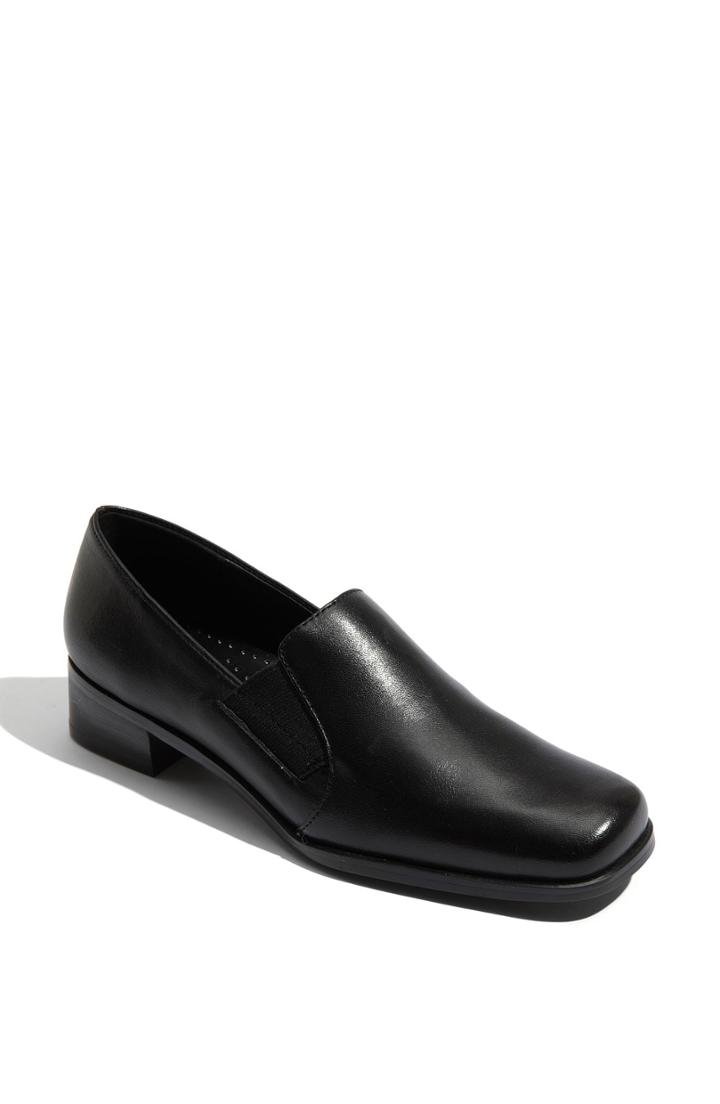 Women's Trotters 'ash' Slip-on .5 W - Black