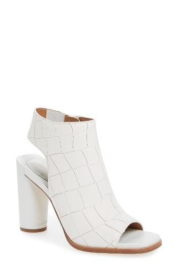 Women's Calvin Klein Amari Embossed Slingback Sandal M - White
