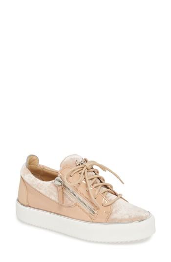 Women's Giuseppe Zanotti Low Top Sneaker .5 M - Pink