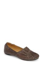 Women's Chocolat Blu Cam Ii Pleated Flat .5 M - Grey