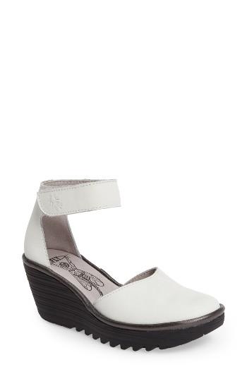 Women's Fly London Yand Wedge Pump Us / 35eu - White
