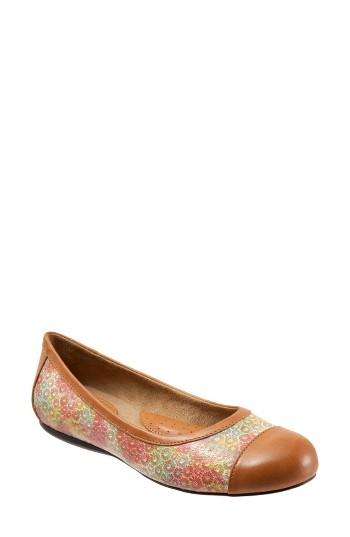 Women's Softwalk 'napa' Flat N - Beige