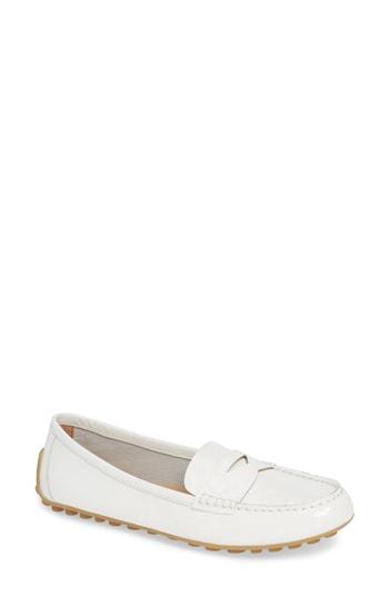 Women's B?rn Malena Driving Loafer .5 M - White