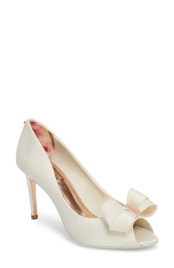 Women's Ted Baker London Vylett Peep Toe Pump M - White