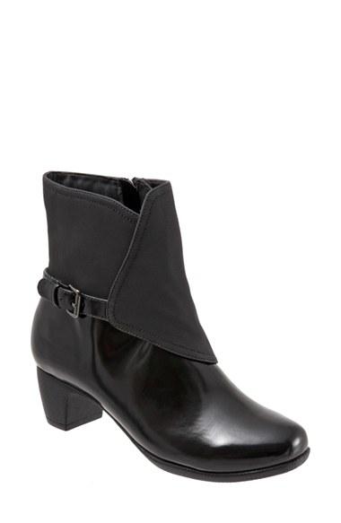 Women's Trotters 'stormy' Waterproof Bootie .5 N - Black