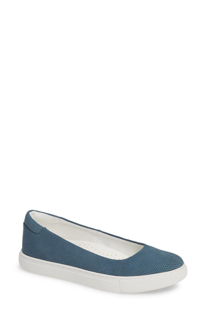 Women's Kenneth Cole New York Kassie Sneaker .5 M - Blue