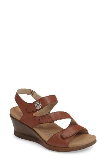 Women's Romika Nevis 07 Sandal -5.5us / 36eu - Brown