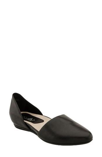 Women's Earthies Brie Flat