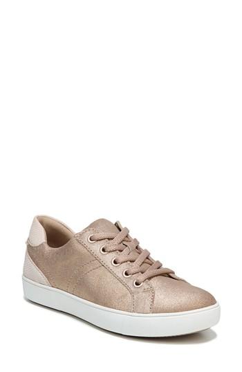 Women's Naturalizer Morrison Sneaker .5 M - Brown