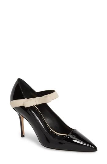 Women's Manolo Blahnik Immaculada Bow Pointy Toe Pump Us / 35eu - Black