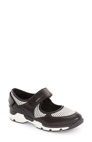 Women's Moncler 'claudine' Sneaker Eu - Black