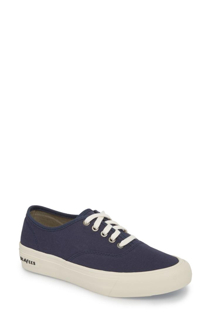 Women's Seavees Legend Standard Sneaker .5 M - Blue