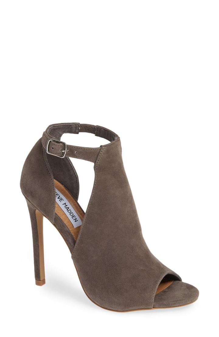 Women's Steve Madden Sloane Halter Sandal .5 M - Grey