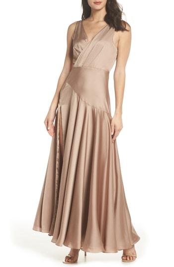Women's Fame And Partners The Escala Satin Gown - Beige