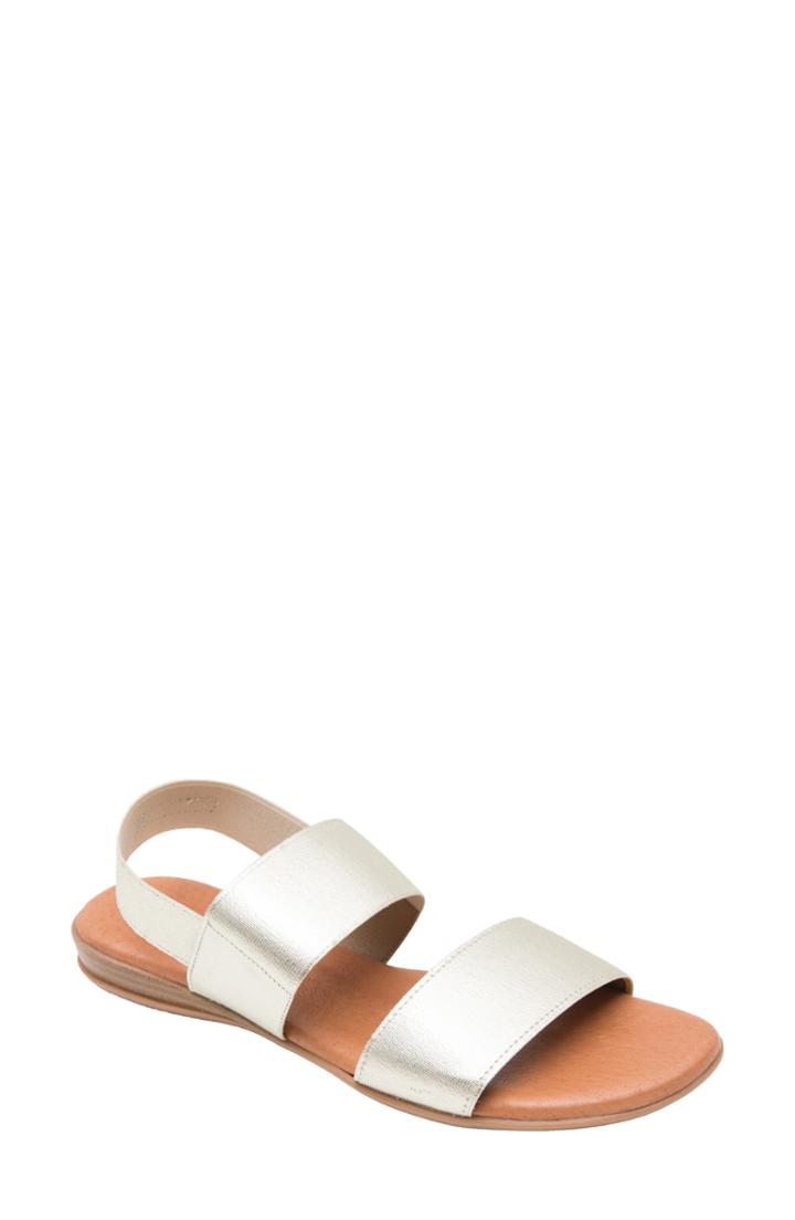 Women's Andre Assous Nigella Sandal M - Metallic