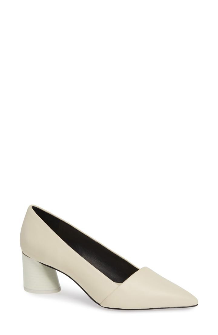 Women's Mercedes Castillo Kioko Pump M - White