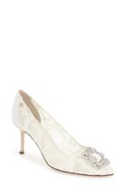 Women's Manolo Blahnik 'hangisi' Pointy Toe Lace Pump Us / 39eu - White