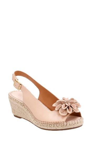 Women's Clarks Petrina Bianca Wedge Sandal M - Beige