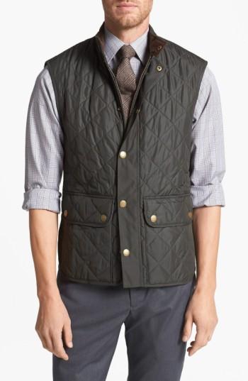 Men's Barbour 'lowerdale' Trim Fit Quilted Vest, Size - Black