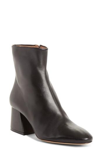 Women's Maison Margiela Flare Heel Ankle Boot Us / 35eu - Black