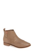 Women's Kelsi Dagger Brooklyn Alska Bootie M - Beige