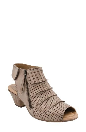 Women's Earth Hydra Sandal M - Brown