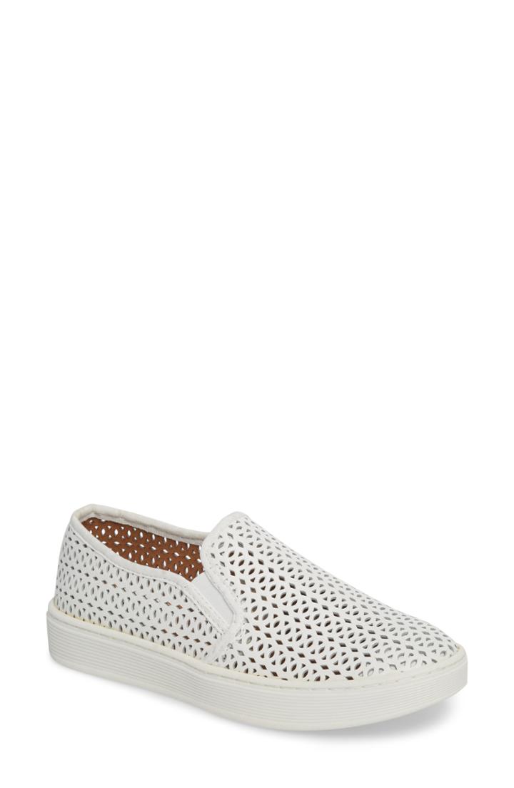 Women's Sofft Somers Ii Slip-on Sneaker .5 M - White