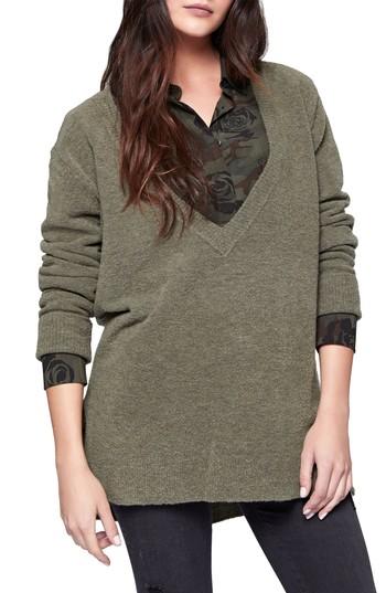 Petite Women's Santuary Delancey V-neck Sweater, Size P - Green