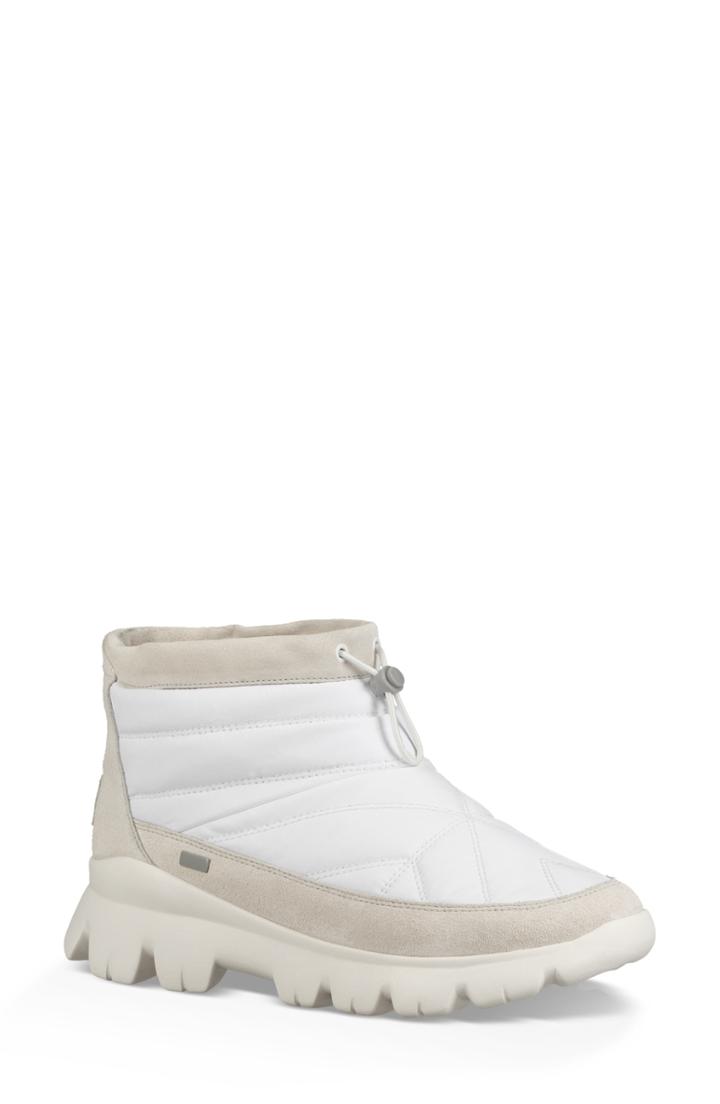 Women's Ugg Centara Water Resistant Quilted Bootie .5 M - White