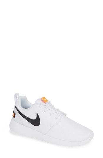 Women's Nike 'roshe Run' Print Sneaker M - White