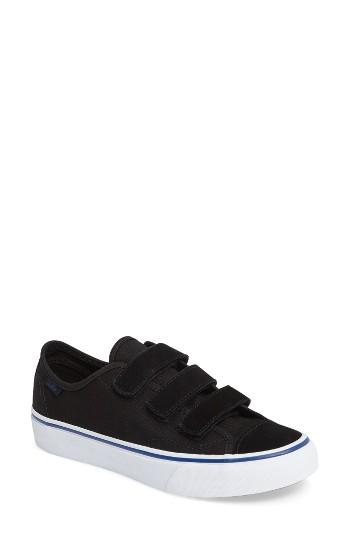 Women's Vans Low Top Sneaker M - Black