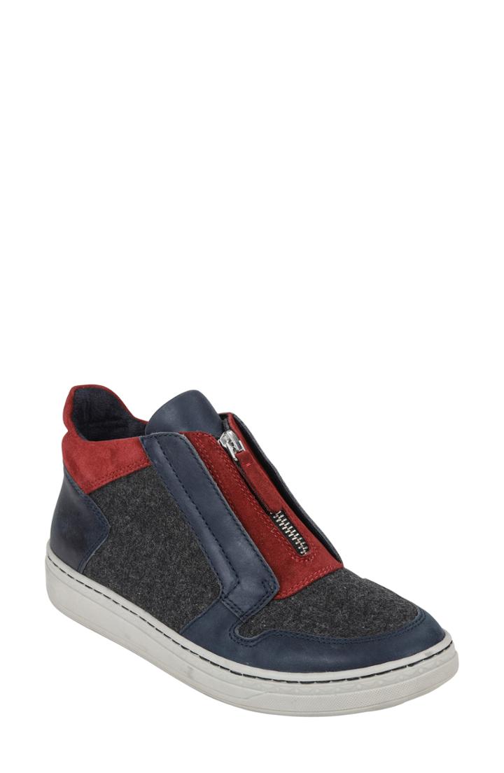 Women's Earth Zane Slip On Sneaker .5 M - Blue