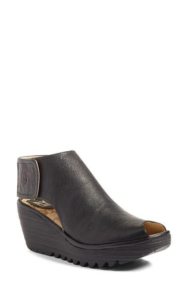 Women's Fly London Yone Sandal
