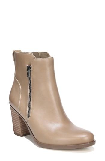Women's Naturalizer Kala Bootie .5 M - Beige