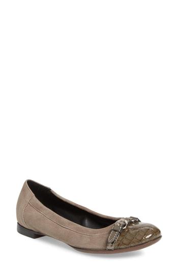Women's Agl Cap Toe Ballet Flat Us / 36eu - Grey