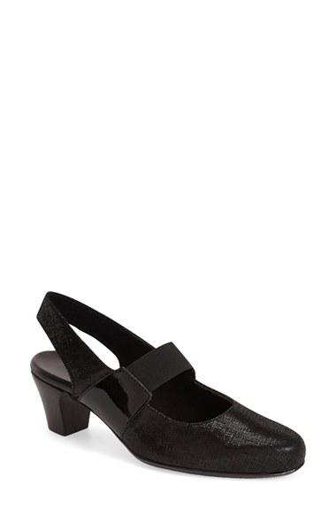 Women's Munro 'ella' Slingback Pump M - Black