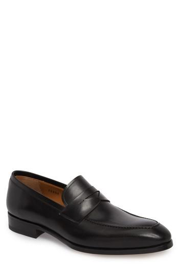 Men's Magnanni Rolly Apron Toe Penny Loafer .5 M - Black