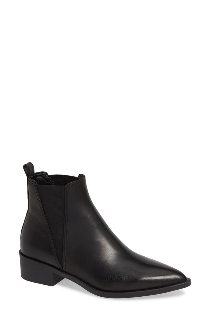 Women's Steve Madden Jerry Chelsea Boot .5 M - Black