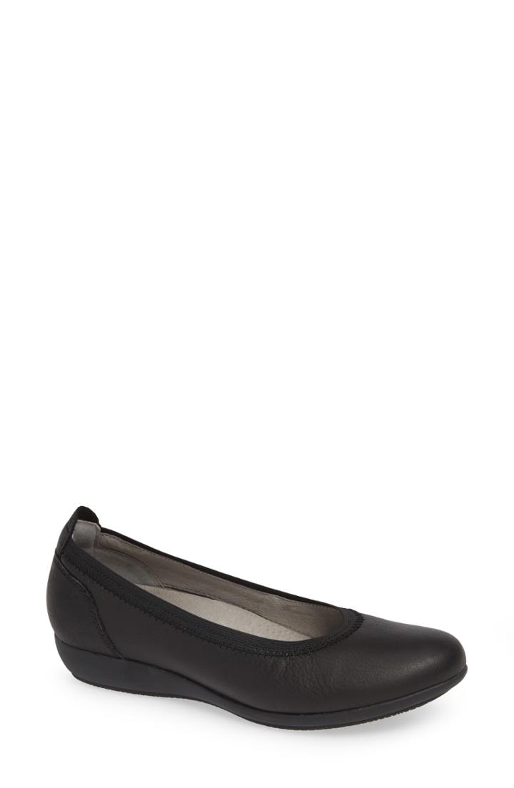 Women's Dansko Kristen Ballet Flat .5-8us / 38eu M - Black