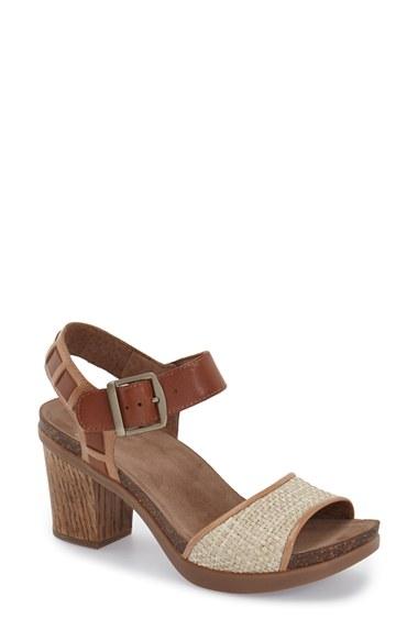 Women's Dansko 'debby' Platform Sandal .5-7us / 37eu M - Beige