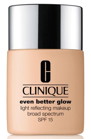 Clinique Even Better Glow Light Reflecting Makeup Broad Spectrum Spf 15 -