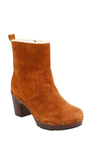 Women's Clarks 'ledella Abby' Bootie .5 M - Brown