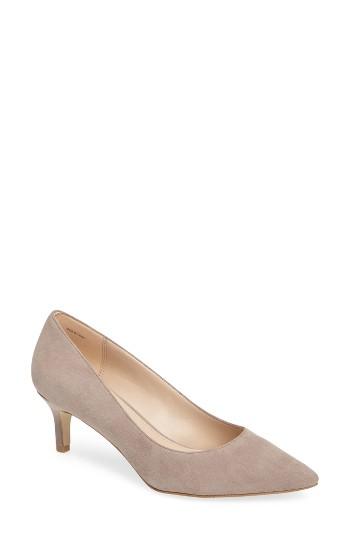 Women's Pelle Moda Deja Pointy Toe Pump M - Beige