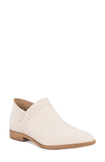 Women's Italeau Florence Water Resistant Bootie Us / 35eu - Beige