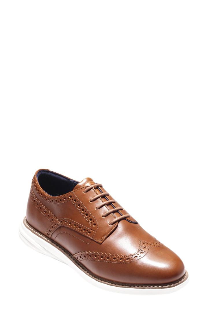 Women's Cole Haan Grandevolution Shortwing Oxford Sneaker .5 B - Brown